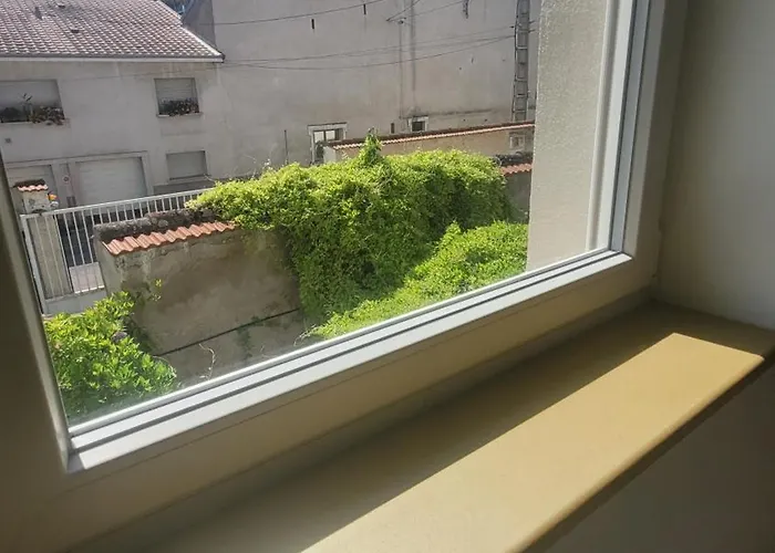 En Face De La Basilique De Nicolas-de-port Apartament